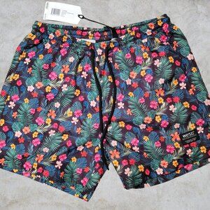 WESC Swim Trunks Men's Size M Floral Mesh Lined Pockets Board Shorts